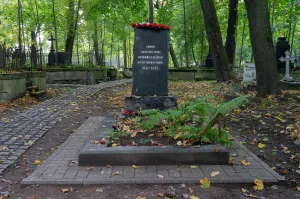 Братская могила советских воинов, погибших в годы Великой Отечественной войны 1941-1945 гг.