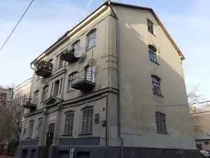 Трёхпрудный переулок 2А, Дом архитектора С.М. Гончарова