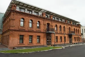 Гостиница "Деловой двор" (Омск)