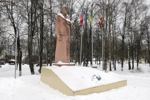 Братская могила воинов Советской Армии, умерших от ран (1941-1945) (Киржач)