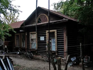 Дом, где в 1898-1910-х годах жил Н.И. Брунов (Электроугли)