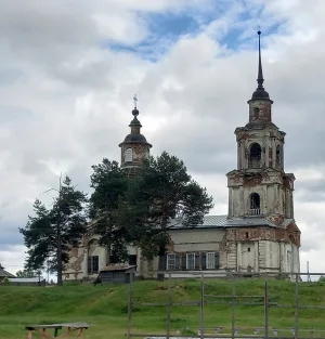 Дмитриевская церковь (Кажым)