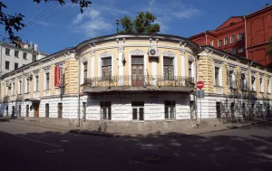 Главный дом (Басманный)