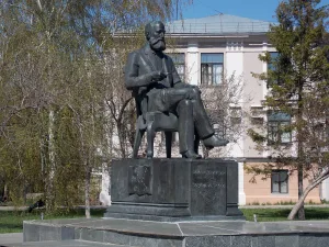 Памятник А.М. Бутлерову (Казань)