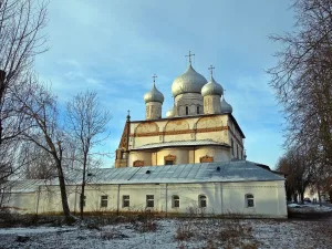 Восточный корпус (Великий Новгород)